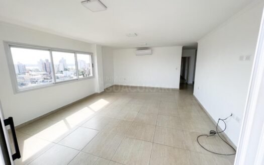 Imponente departamento de 3 dormitorios con pileta, gym y cochera