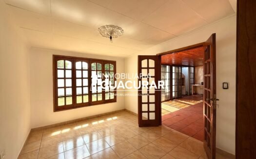 Casa Moderna y Sustentable sobre Av. Jauretche en Posadas
