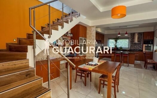 Casa en venta de 3 dormitorios con piscina en zona Aguado y Tacuarí